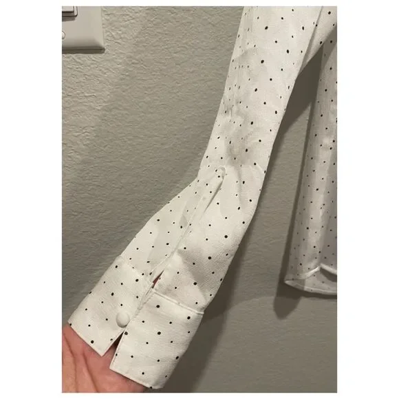 EXPRESS Slim Polka Dot Ruffle Neck Antique White Blouse - Picture 5 of 6